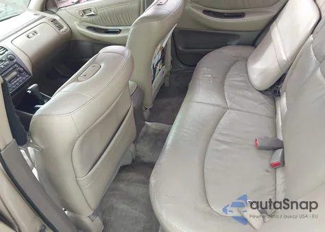 2002 Honda Accord 3.0 Ex z USA, uszkodzony, nr VIN 1HGCG16542A012653